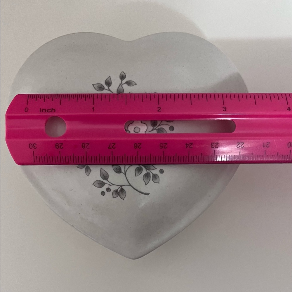 Pfaltzgraff Gray Heart Ceramic Trinket Box Heirloom Pattern. - Picture 6 of 7